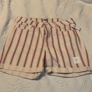 NWT old navy 5” length shorts